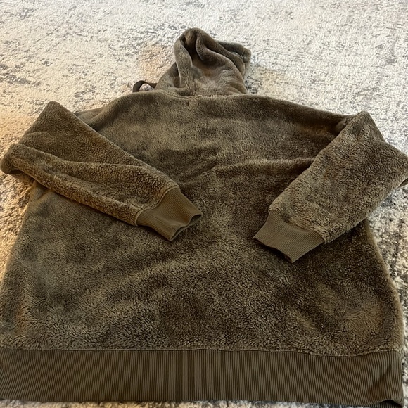 Aerie oversized fuzzy hoodie - Picture 7 of 7
